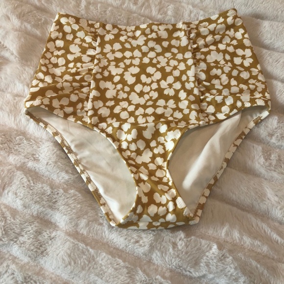 aerie Other - NWOT Aerie Hi Rise Swim Bottoms size medium